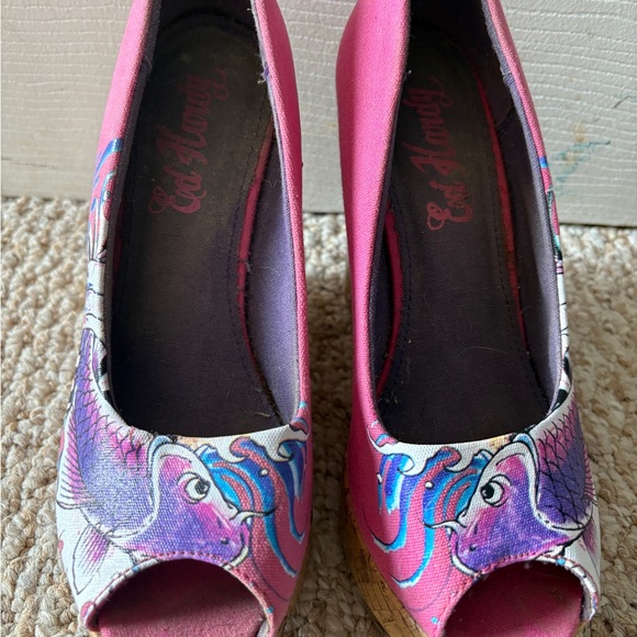 Ed Hardy Women's Vibrant Pink and Purple Wedges - Picture 2 of 6